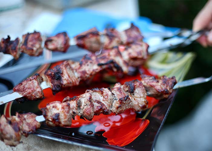 5 Healthy Eats for Tailgating Parties